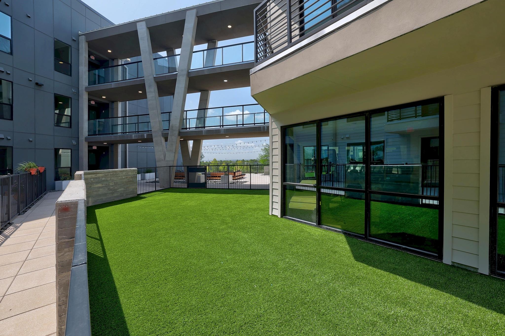 1701 Simond Ave # 215, Austin, TX 78723