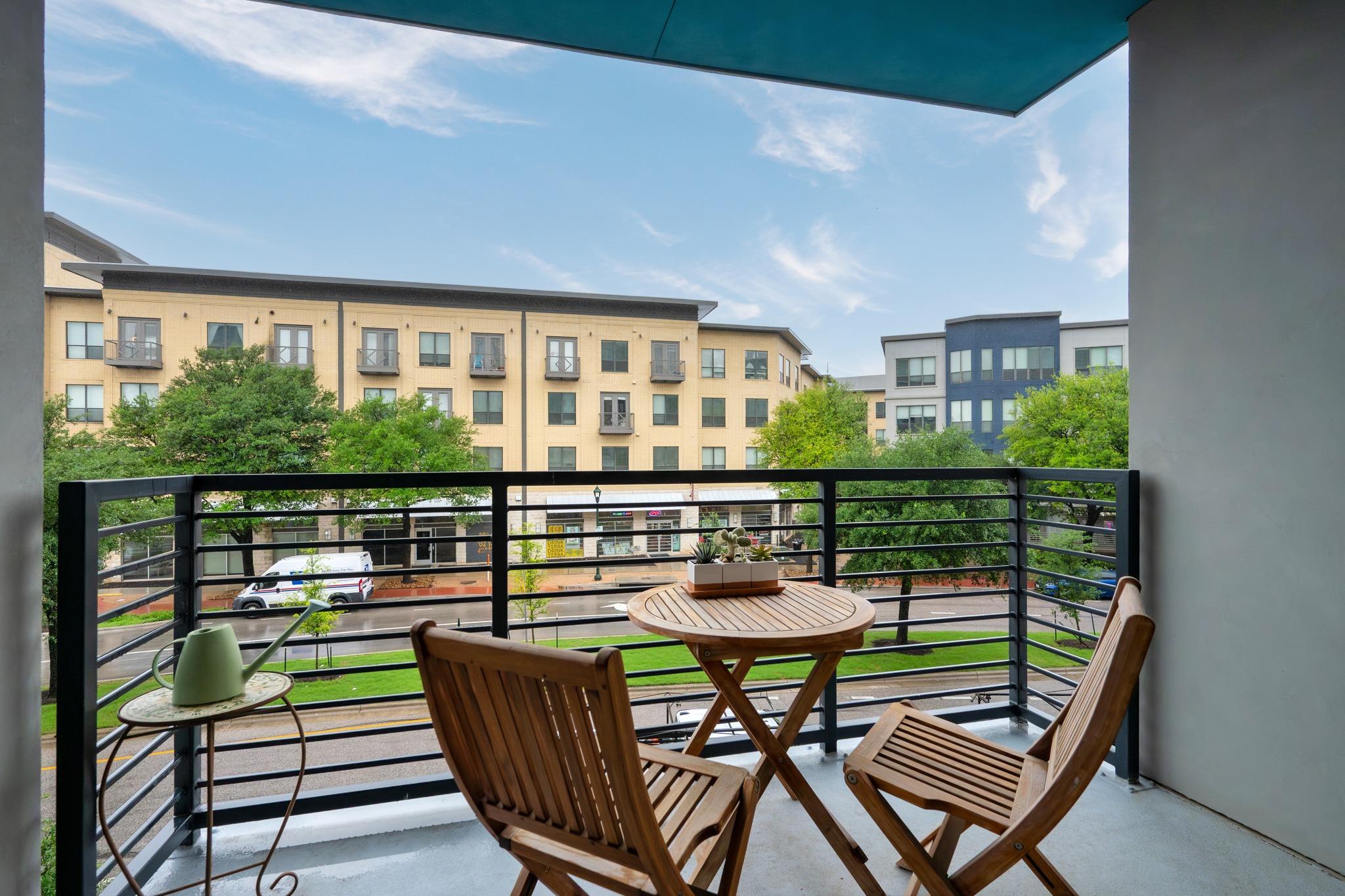 1701 Simond Ave # 215, Austin, TX 78723