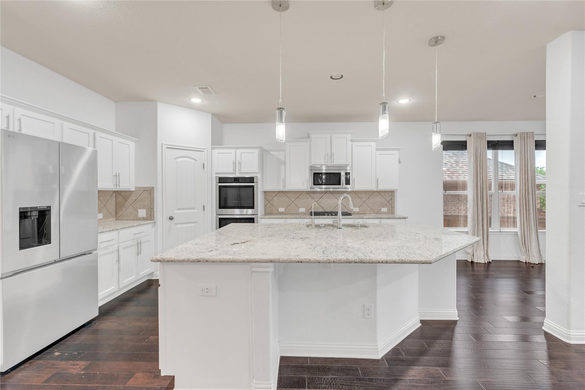 904 Purple Moor Pass, Leander, TX 78641