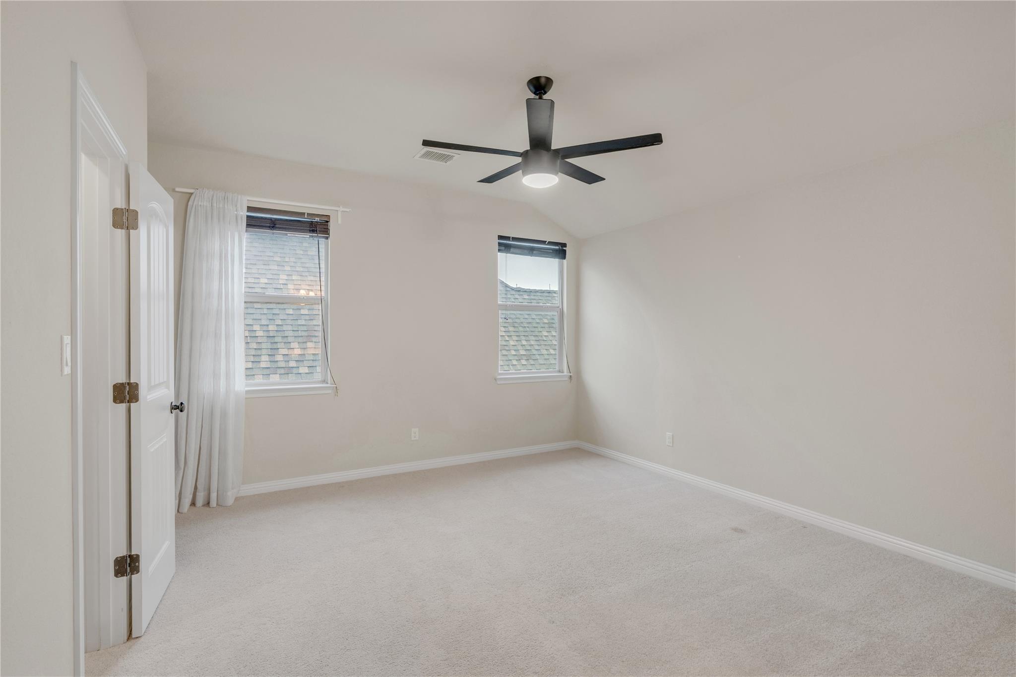 904 Purple Moor Pass, Leander, TX 78641