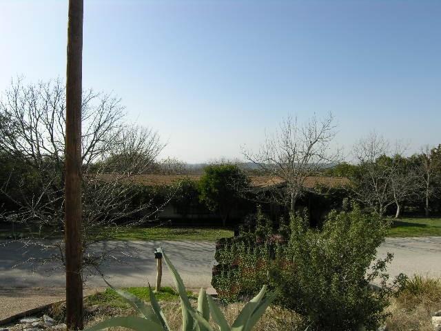 7113 Comstock Cv Cv # Rt side, Lago Vista, TX 78645