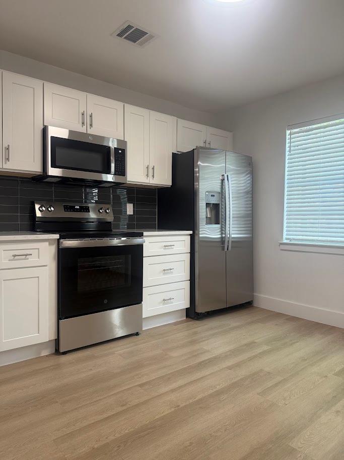 1818 River Crossing Cir # D, Austin, TX 78741