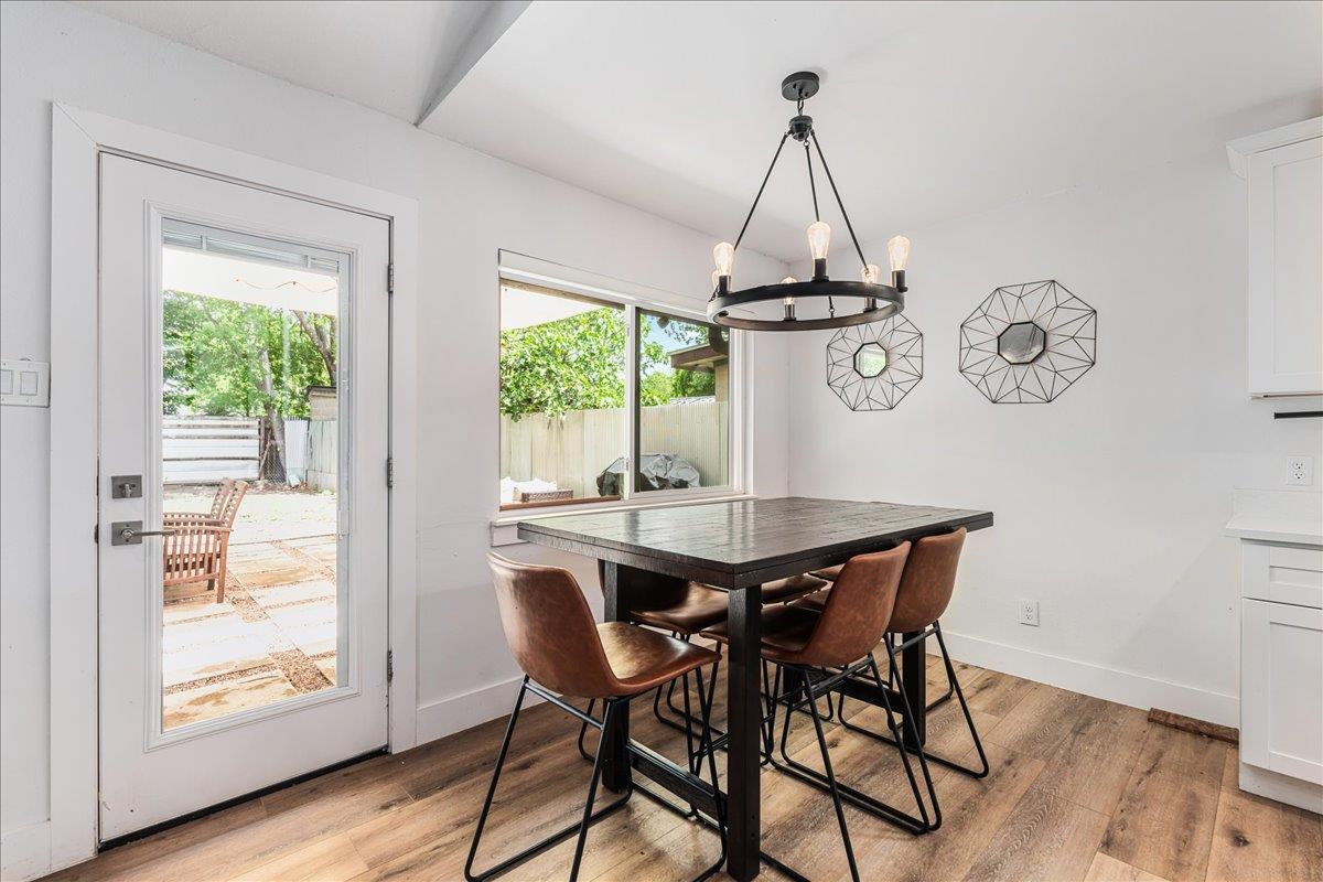 2108 Deadwood Dr, Austin, TX 78744