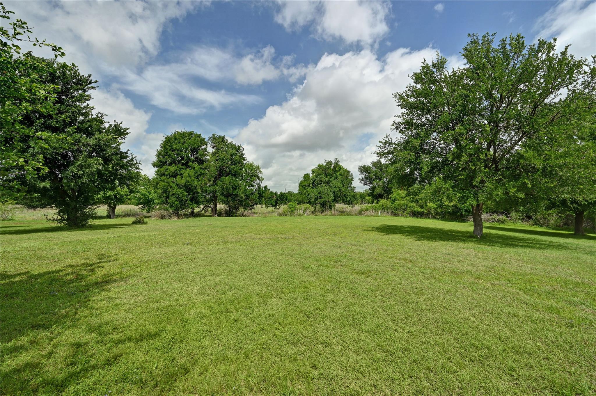 1700 Tanner Loop, Taylor, TX 76574