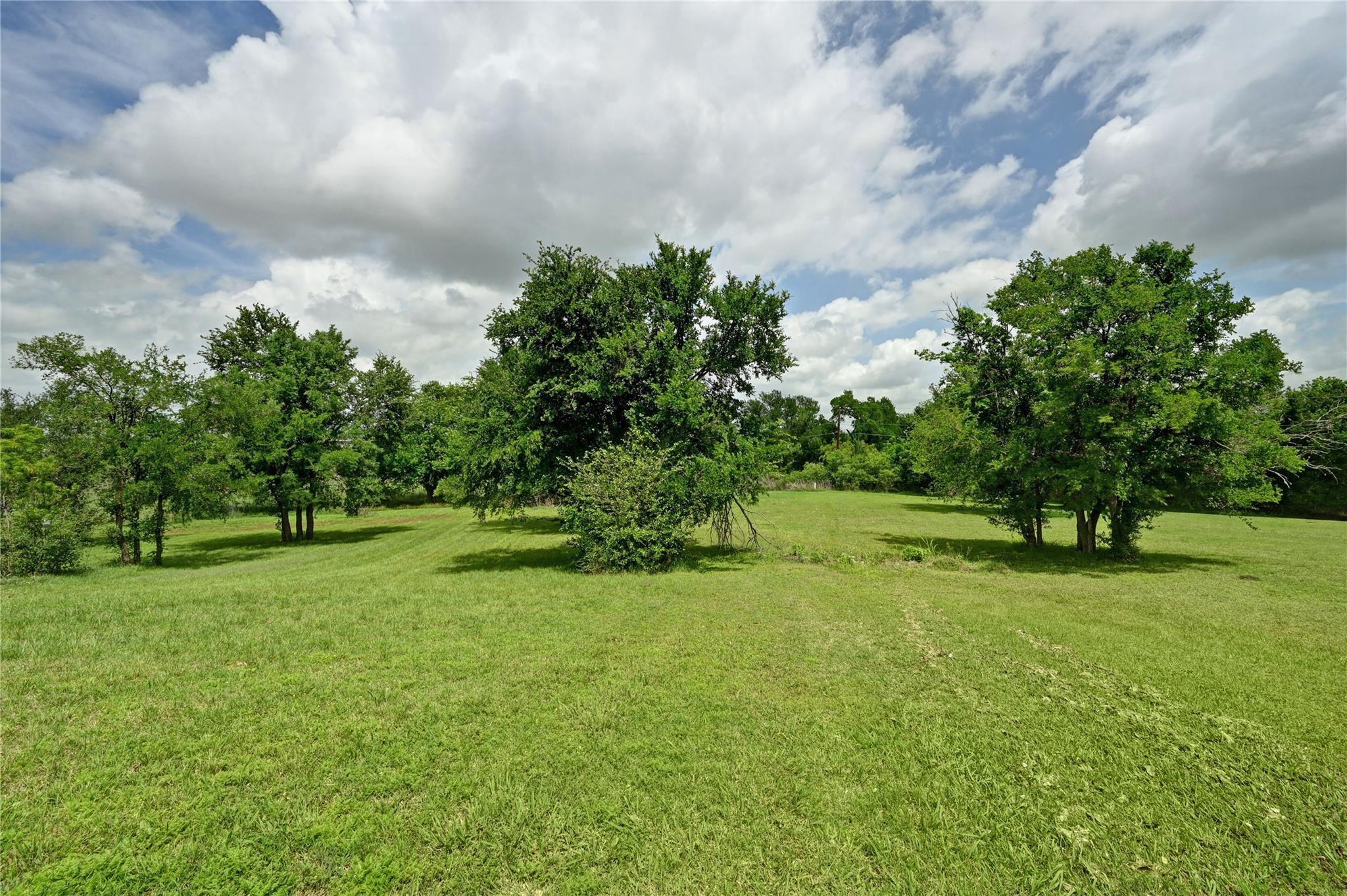1700 Tanner Loop, Taylor, TX 76574