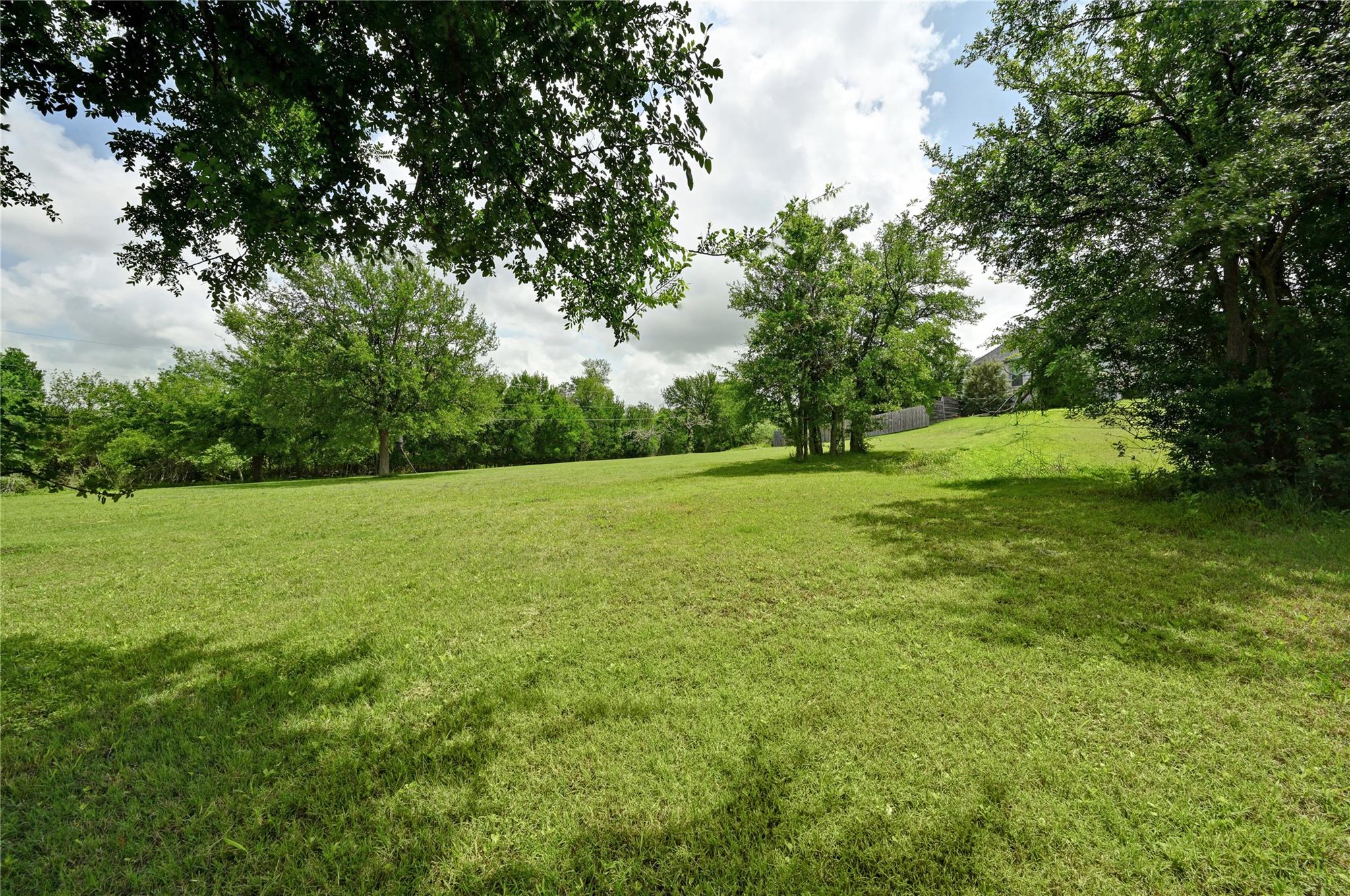 1700 Tanner Loop, Taylor, TX 76574