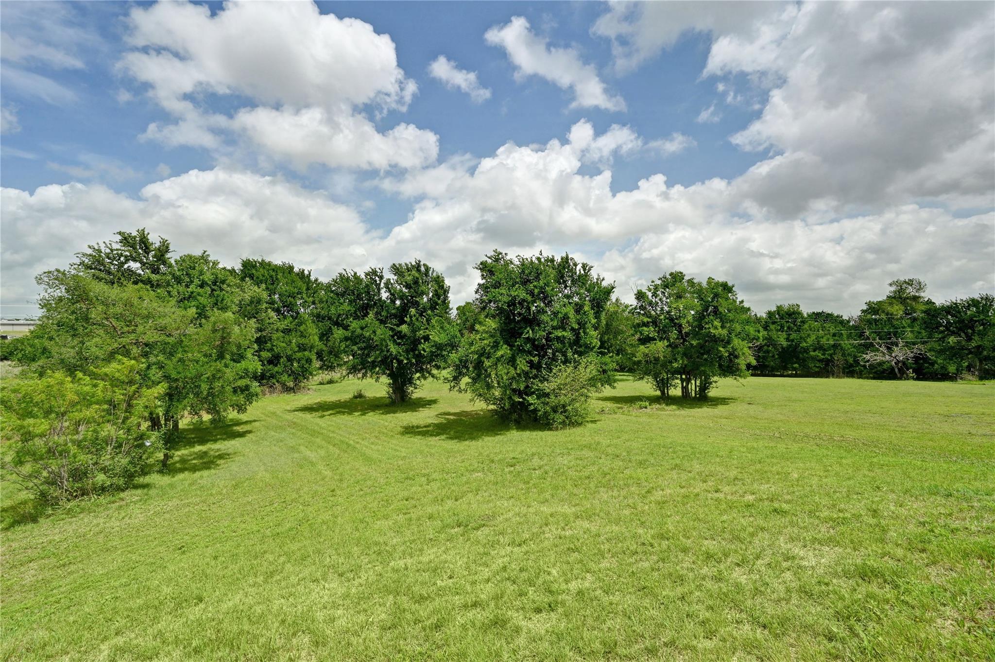 1700 Tanner Loop, Taylor, TX 76574