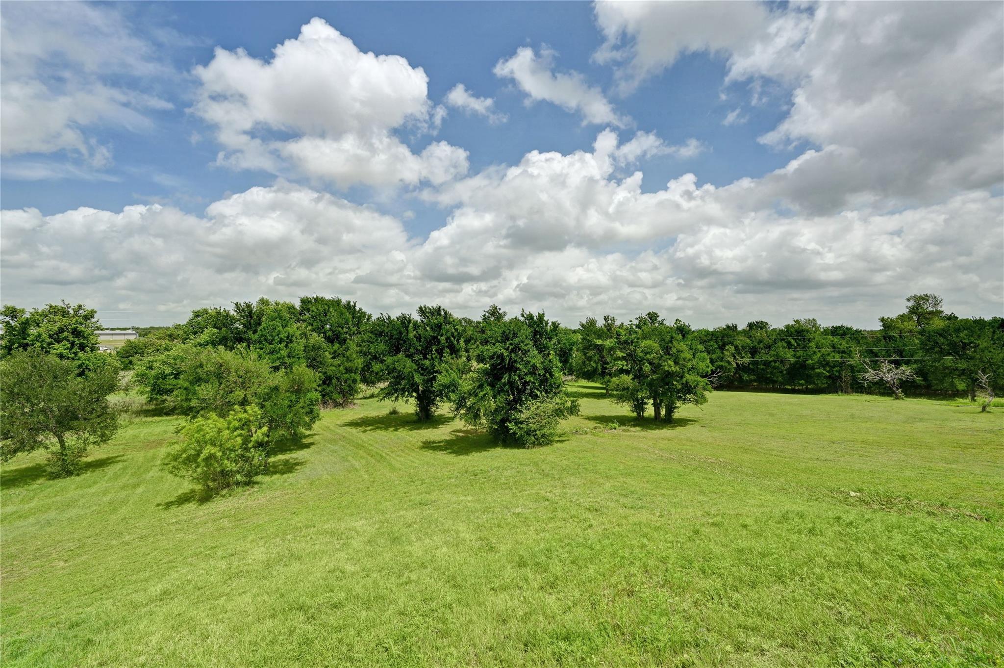 1700 Tanner Loop, Taylor, TX 76574