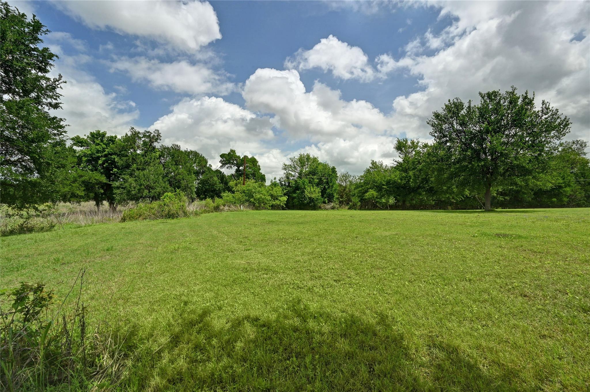 1700 Tanner Loop, Taylor, TX 76574