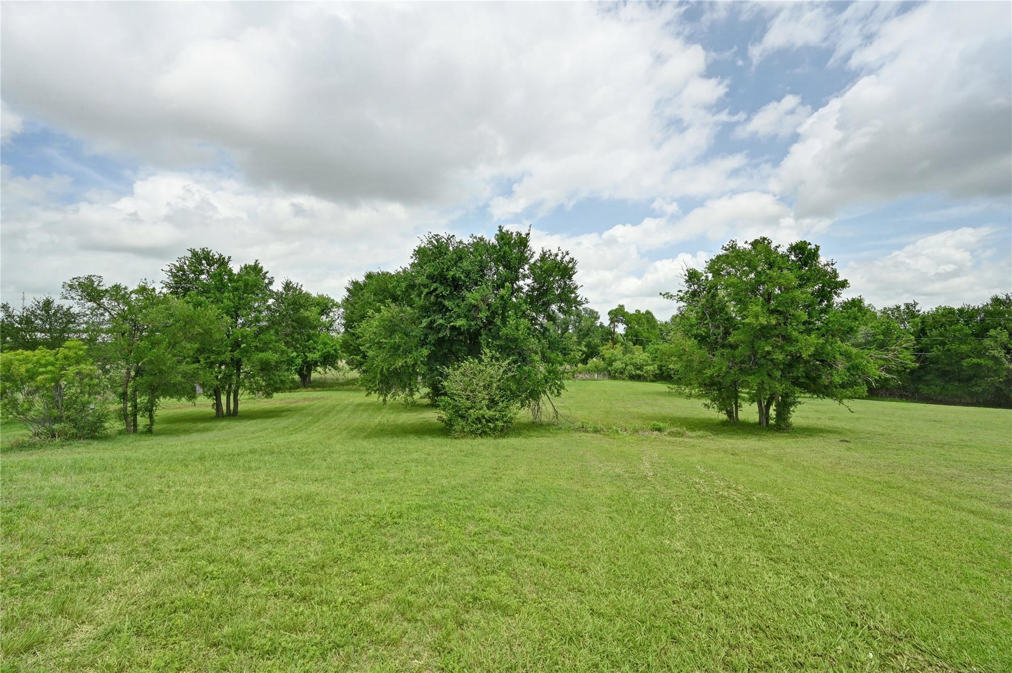 1700 Tanner Loop, Taylor, TX 76574