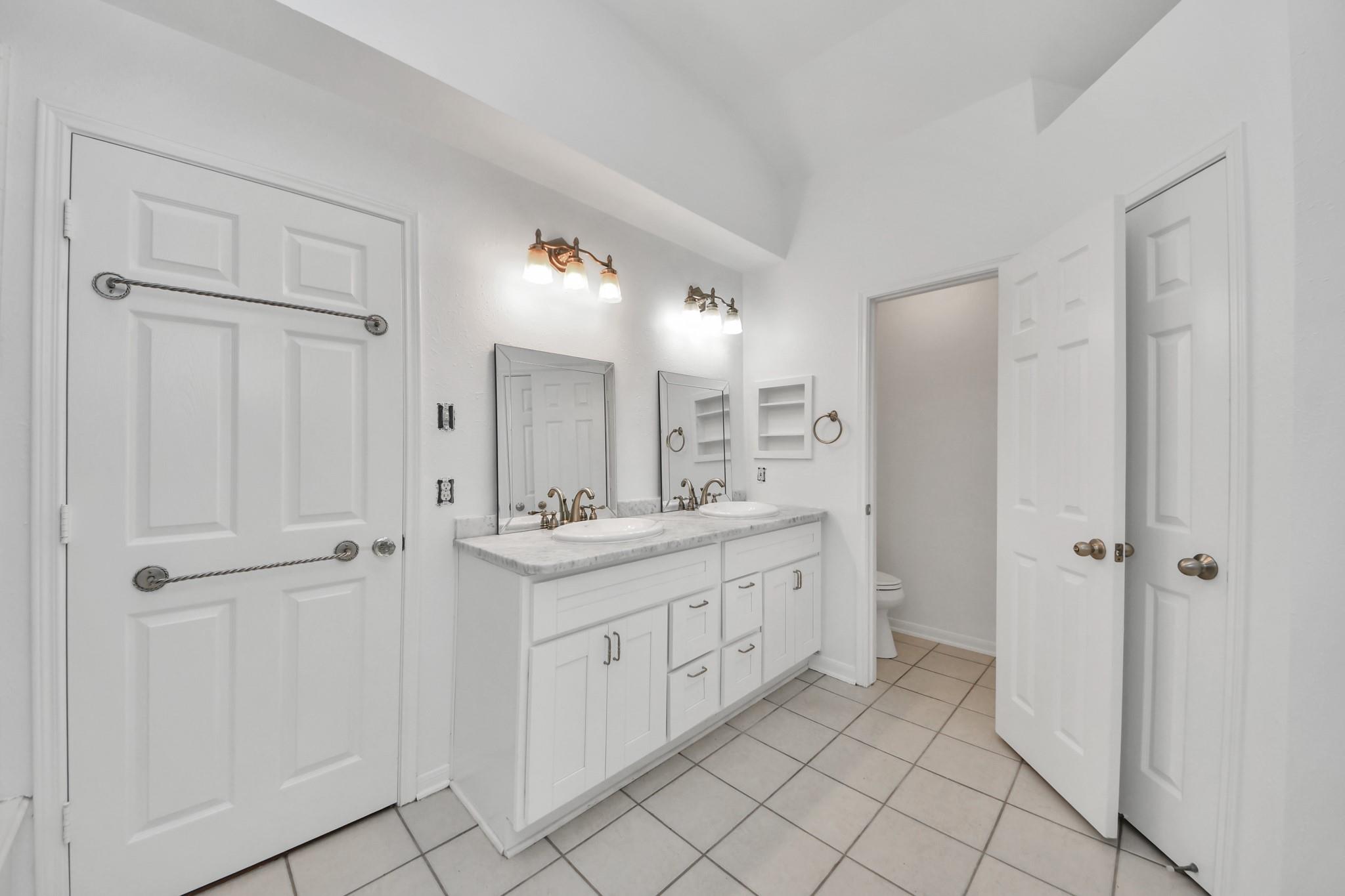 5622 Pinaster Pointe Ln, Spring, TX 77379