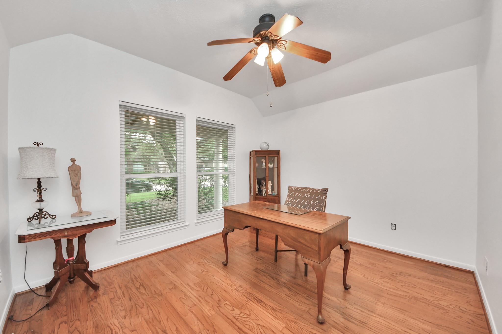 5622 Pinaster Pointe Ln, Spring, TX 77379