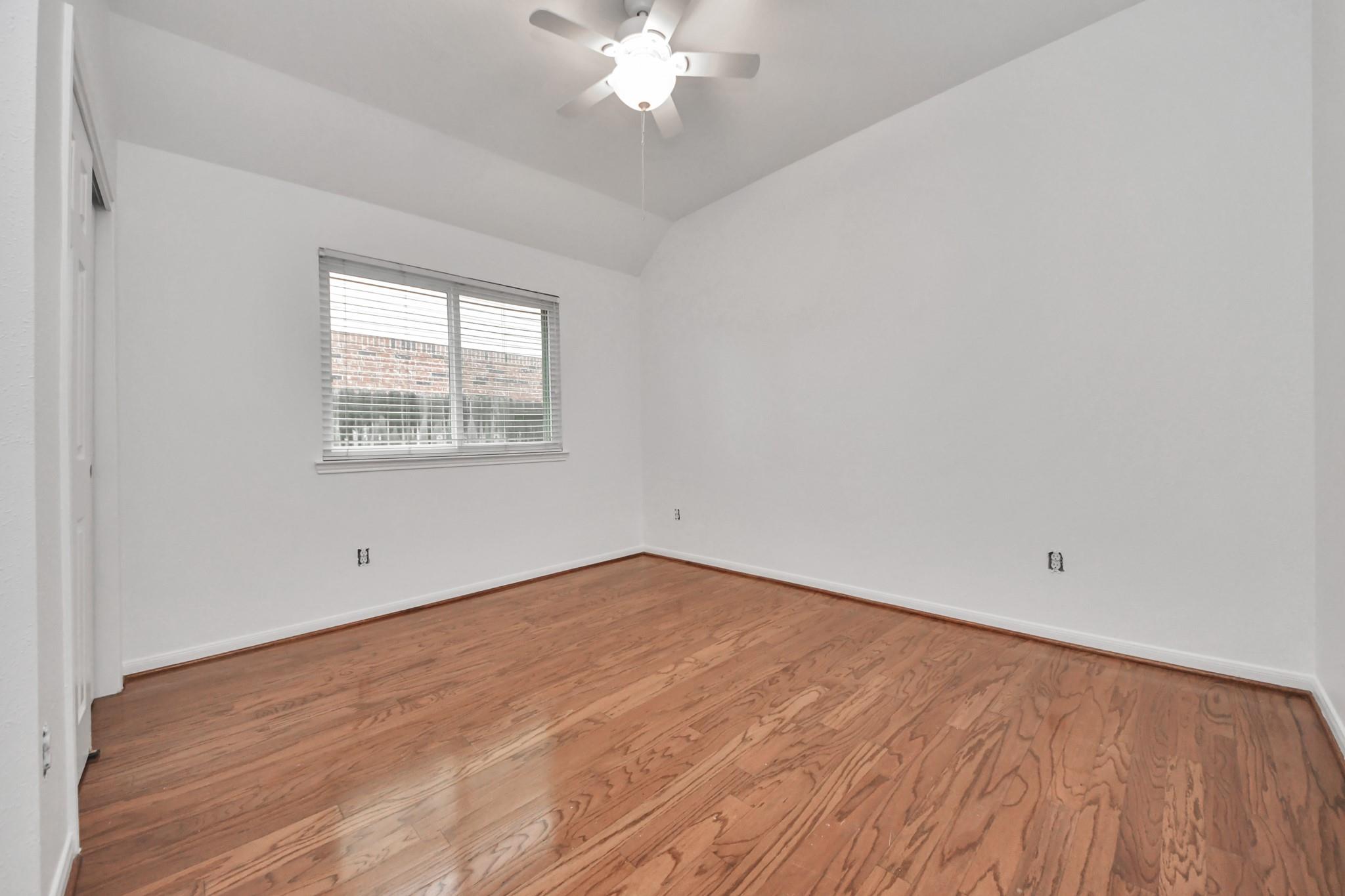 5622 Pinaster Pointe Ln, Spring, TX 77379