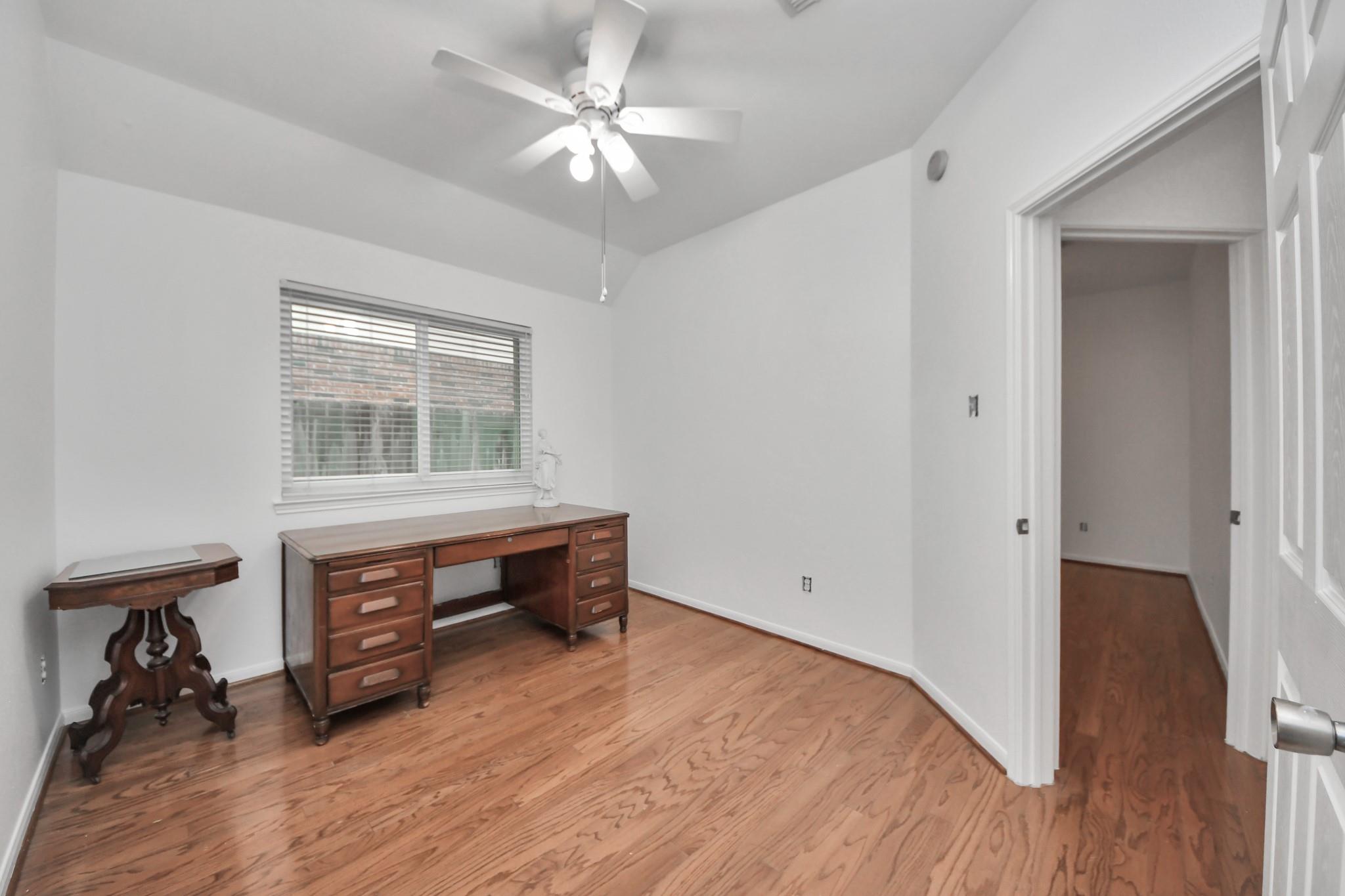 5622 Pinaster Pointe Ln, Spring, TX 77379