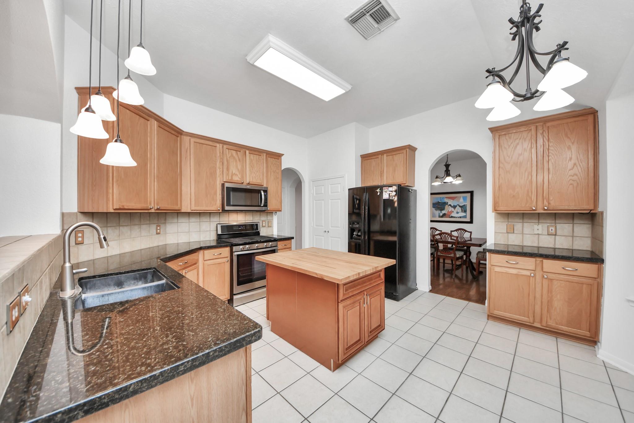 5622 Pinaster Pointe Ln, Spring, TX 77379