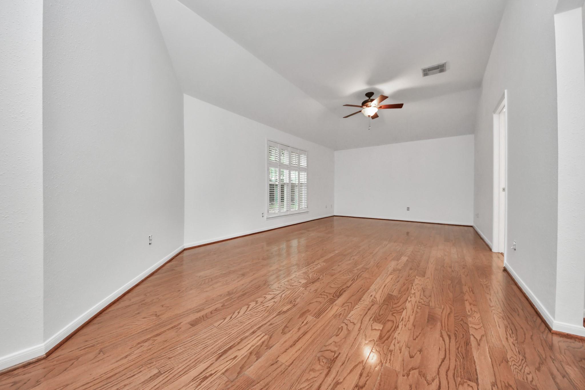 5622 Pinaster Pointe Ln, Spring, TX 77379