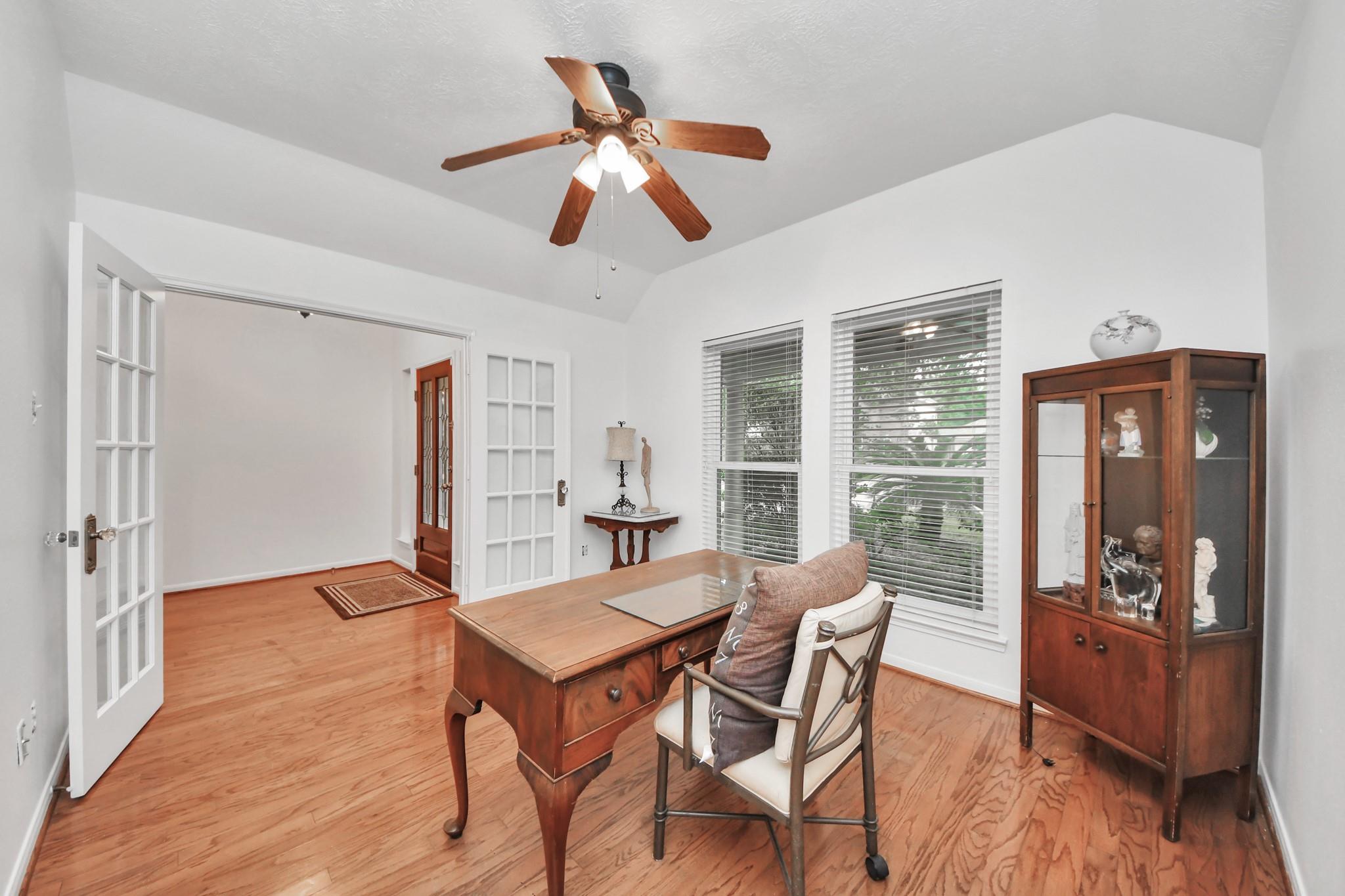 5622 Pinaster Pointe Ln, Spring, TX 77379