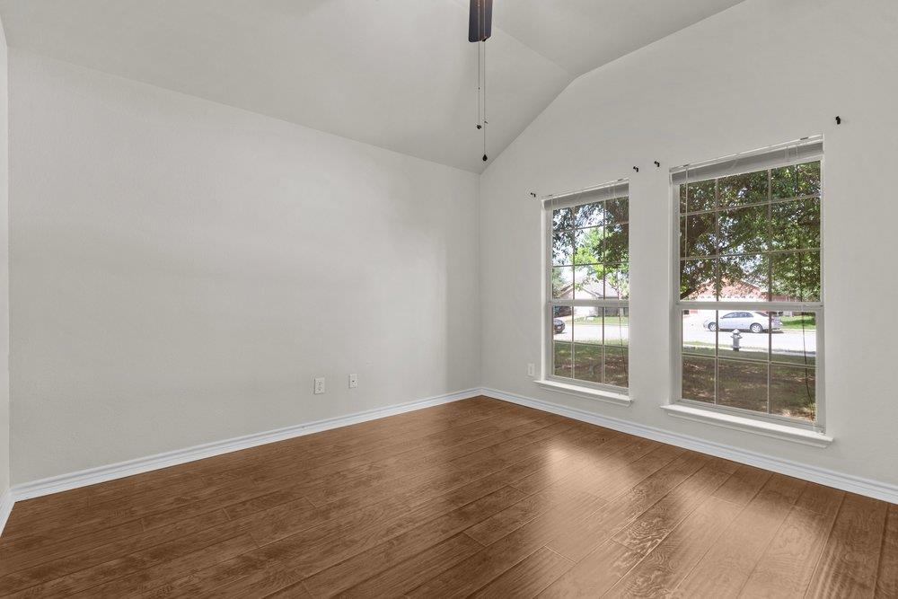 107 S Treasure Oaks Dr, Leander, TX 78641