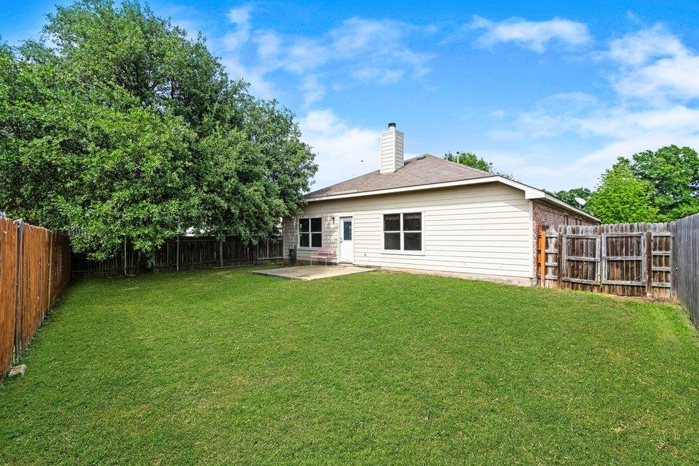 107 S Treasure Oaks Dr, Leander, TX 78641