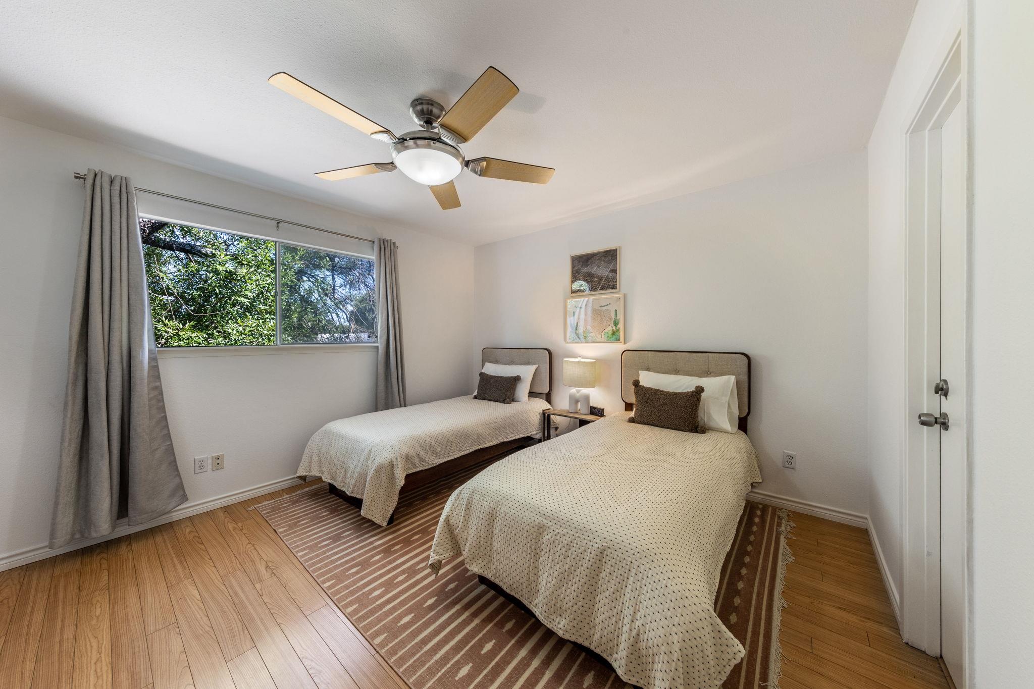 2300 Hancock Dr # 6, Austin, TX 78756