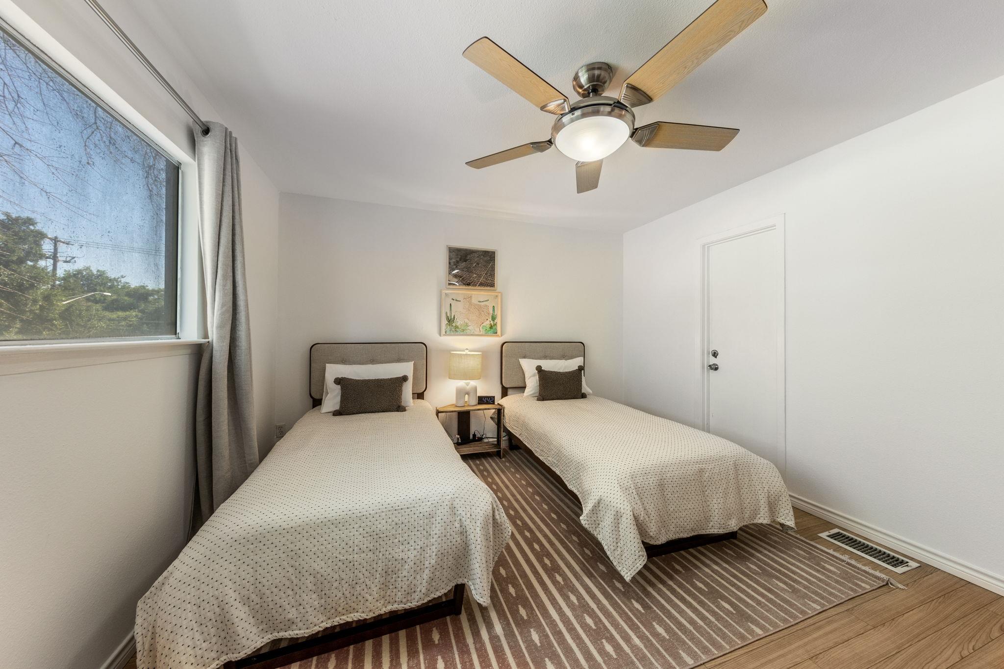 2300 Hancock Dr # 6, Austin, TX 78756