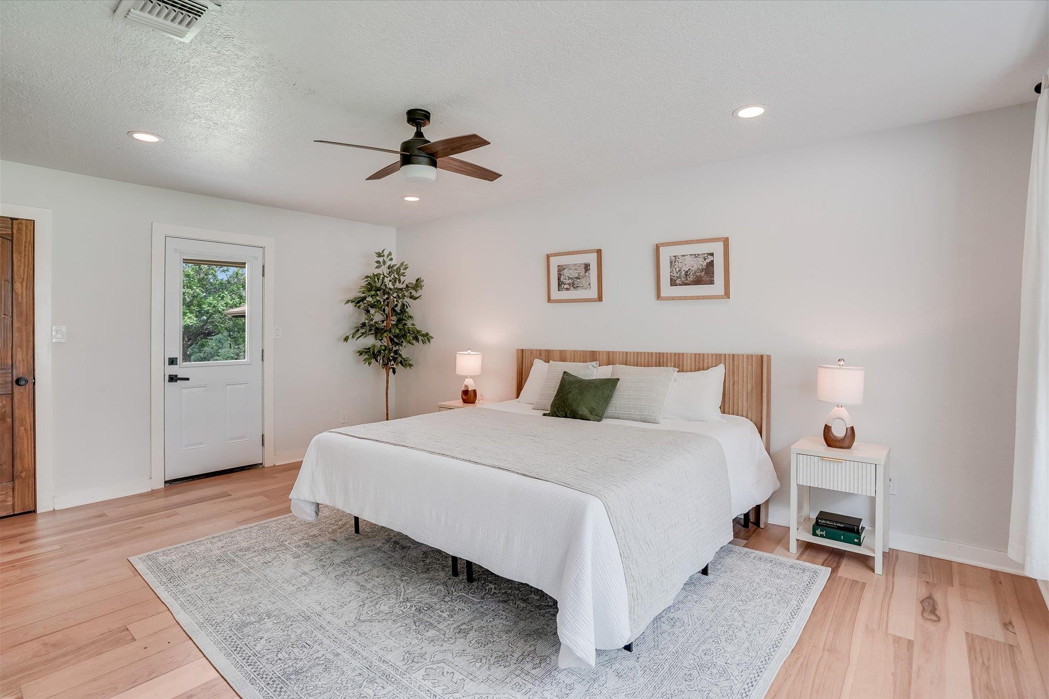 56 Woodcreek Dr, Wimberley, TX 78676