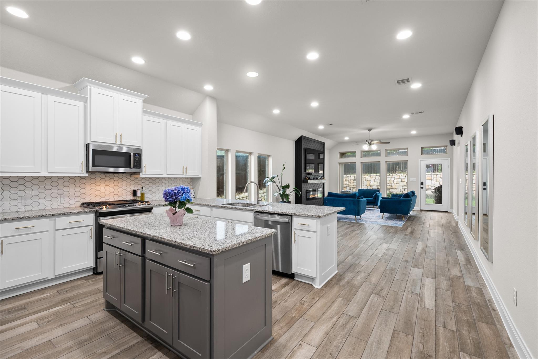 341 Pisa Ln, Georgetown, TX 78628