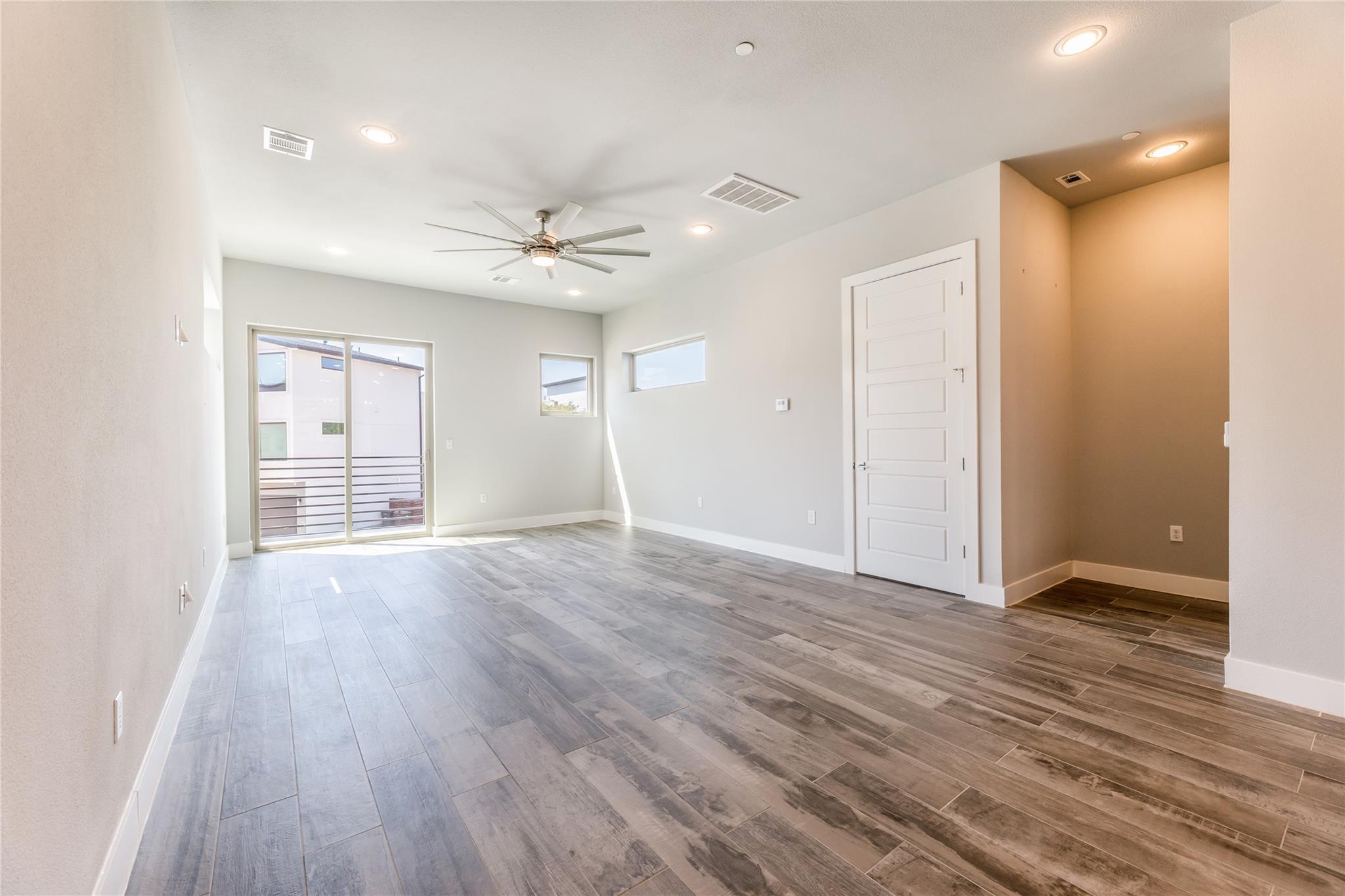 1417 Kramer Ln # 9, Austin, TX 78758