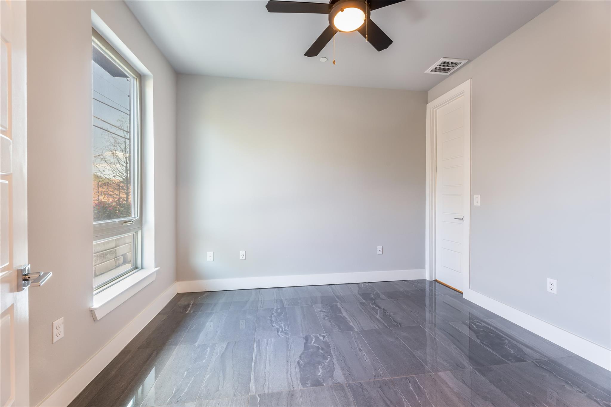 1417 Kramer Ln # 9, Austin, TX 78758