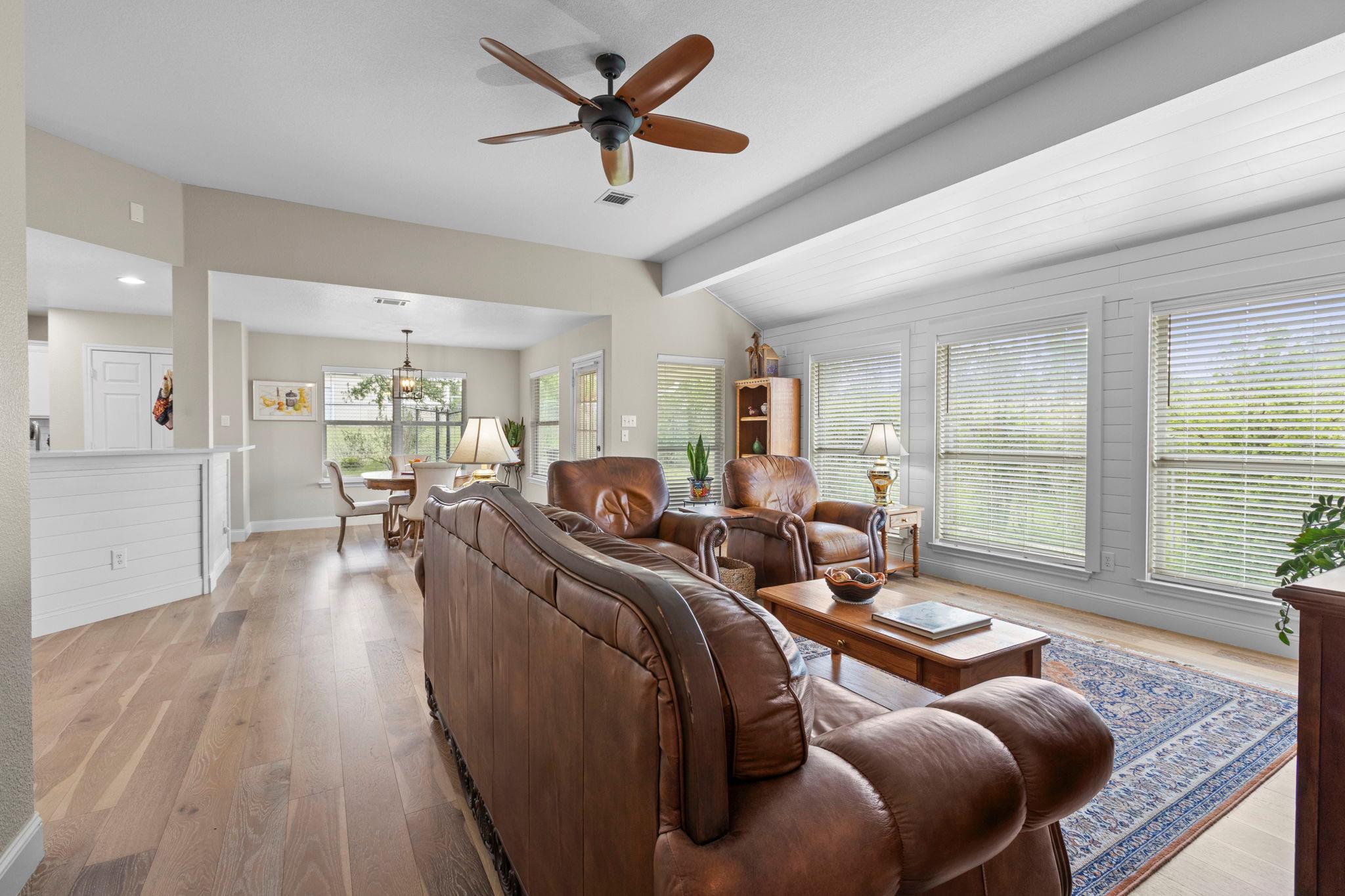 113 Scenic Dr, Horseshoe Bay, TX 78657