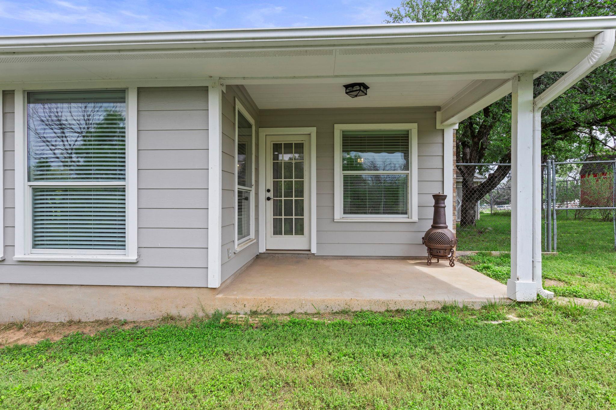 113 Scenic Dr, Horseshoe Bay, TX 78657