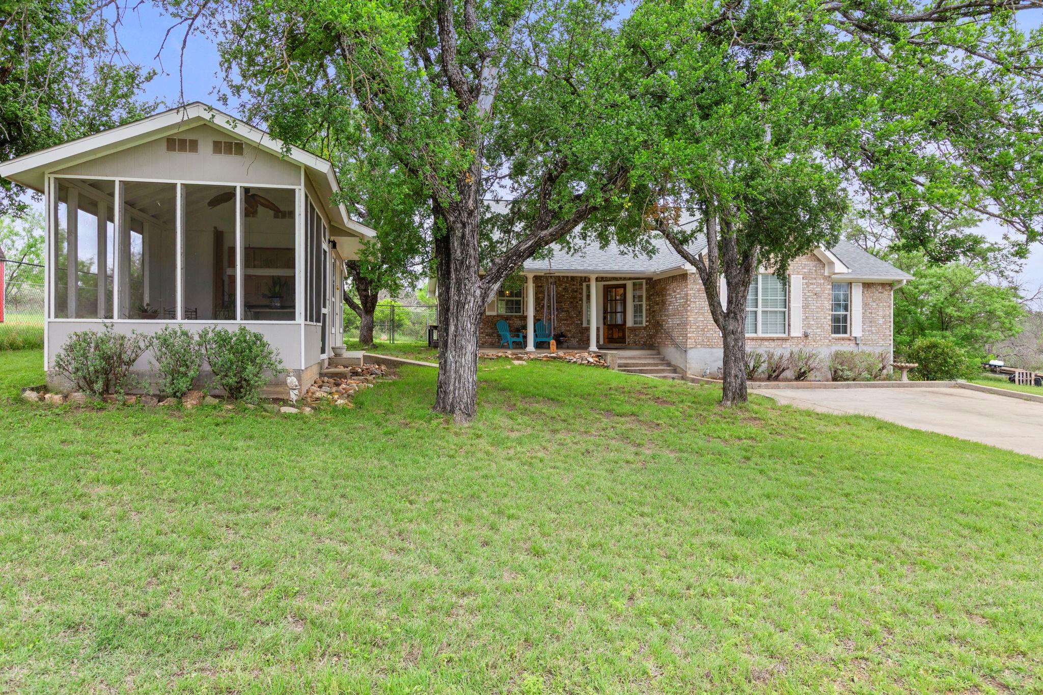 113 Scenic Dr, Horseshoe Bay, TX 78657