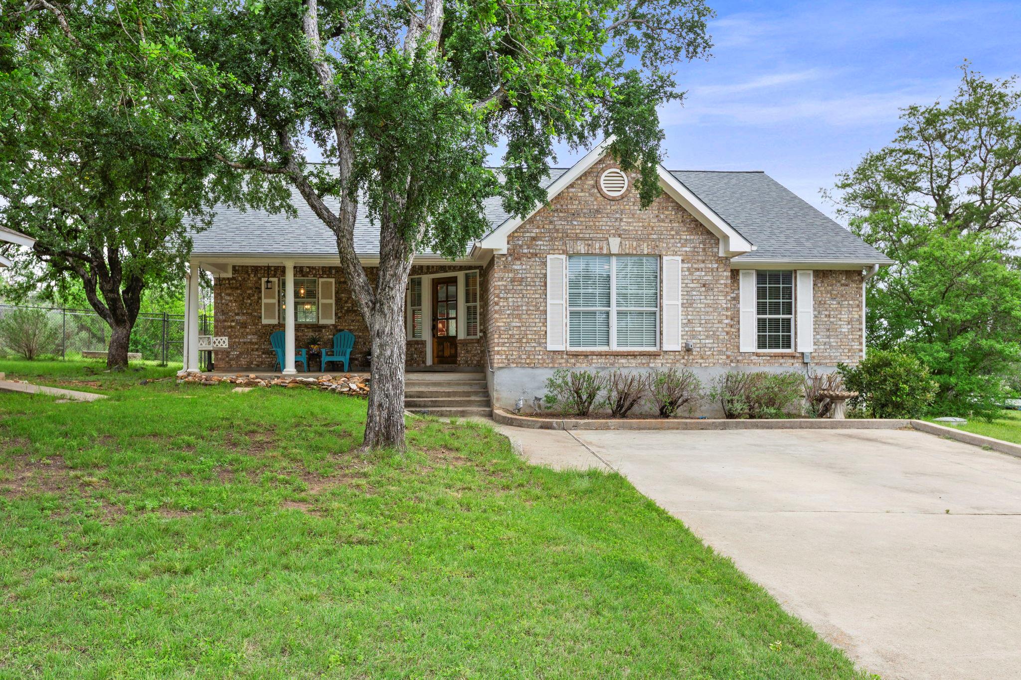 113 Scenic Dr, Horseshoe Bay, TX 78657