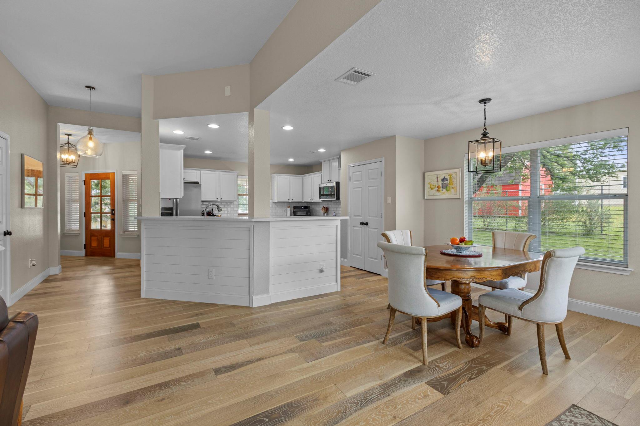 113 Scenic Dr, Horseshoe Bay, TX 78657