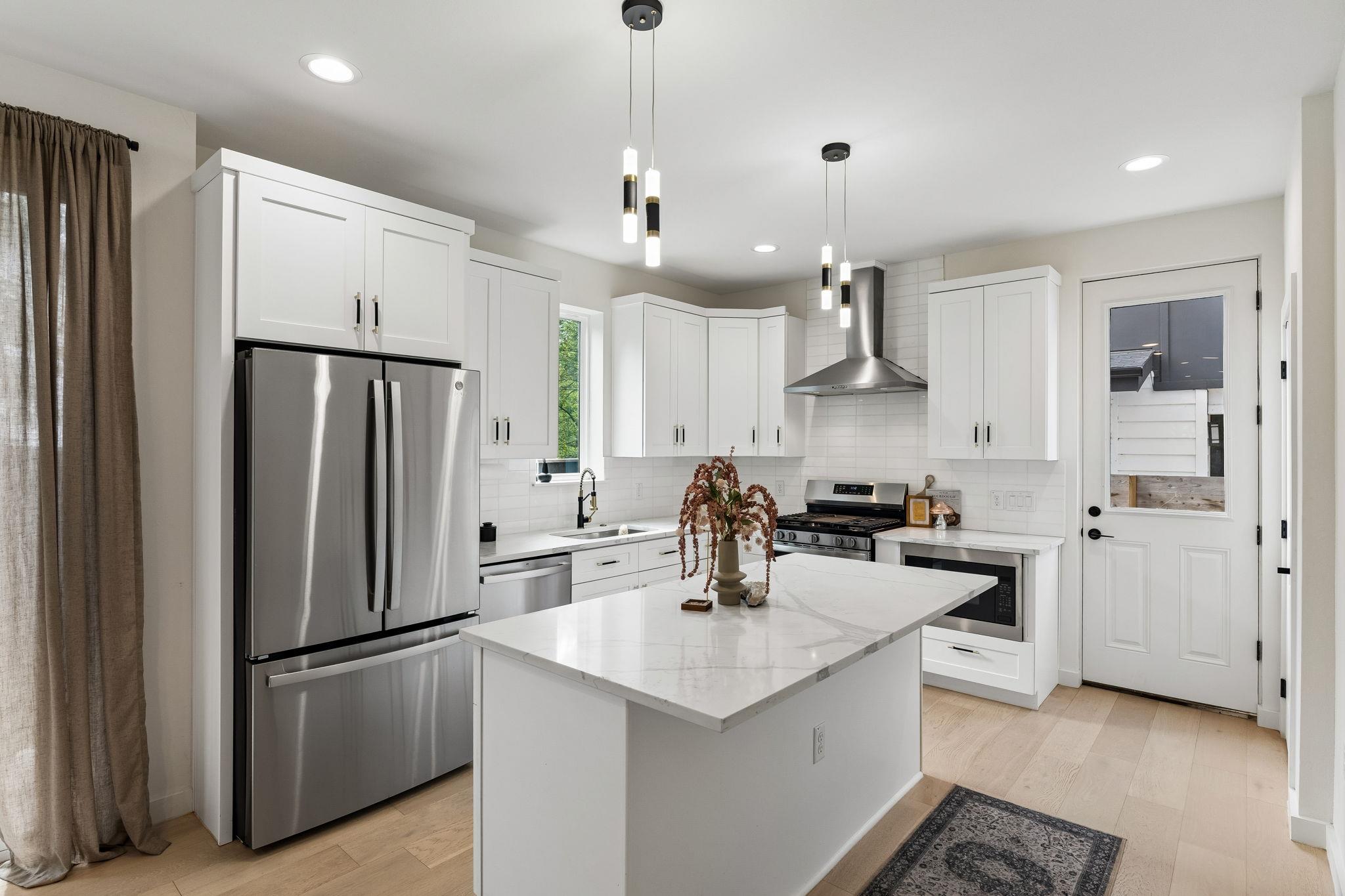5305 Ledesma Rd # 1, Austin, TX 78721