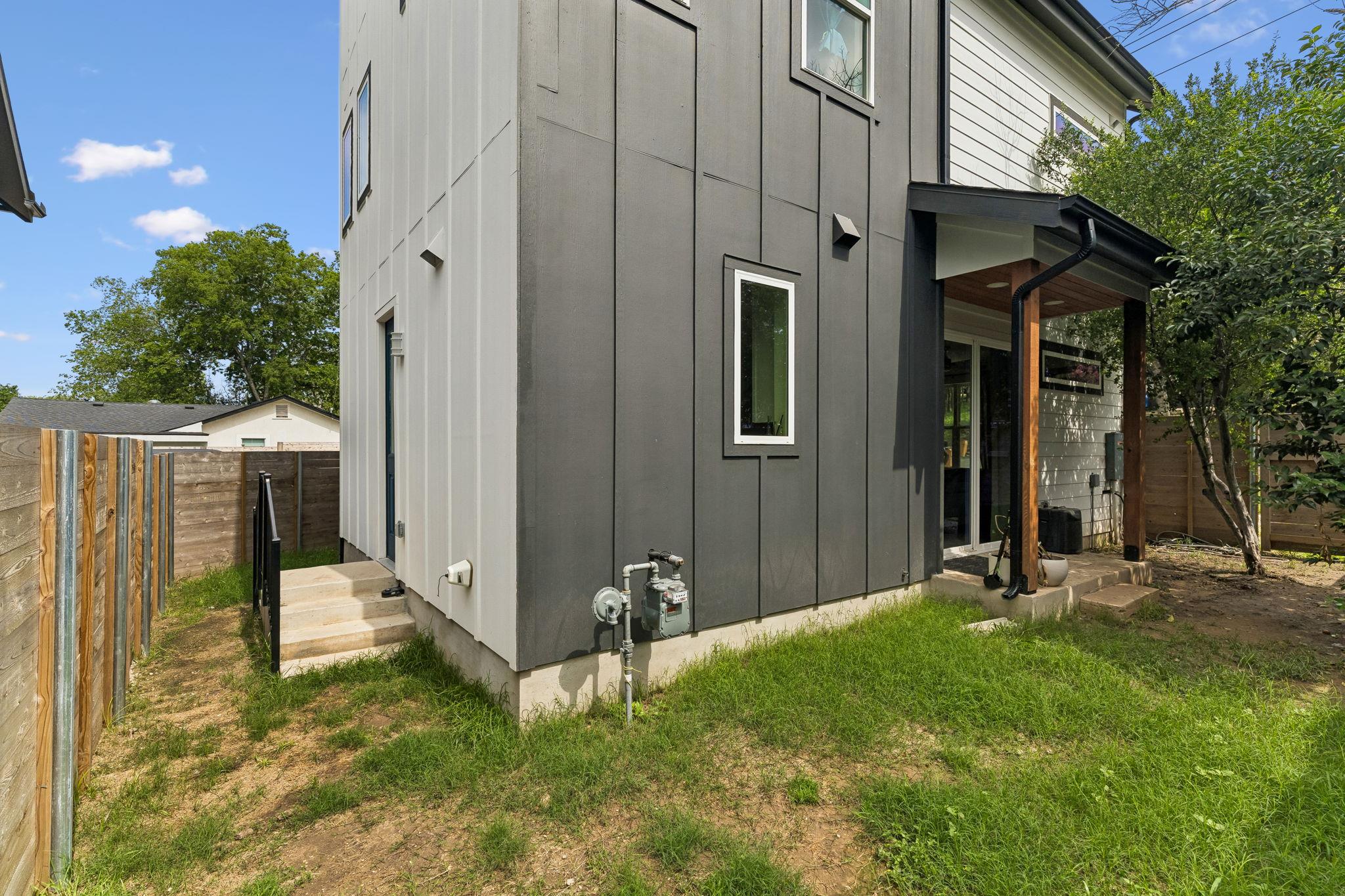5305 Ledesma Rd # 1, Austin, TX 78721
