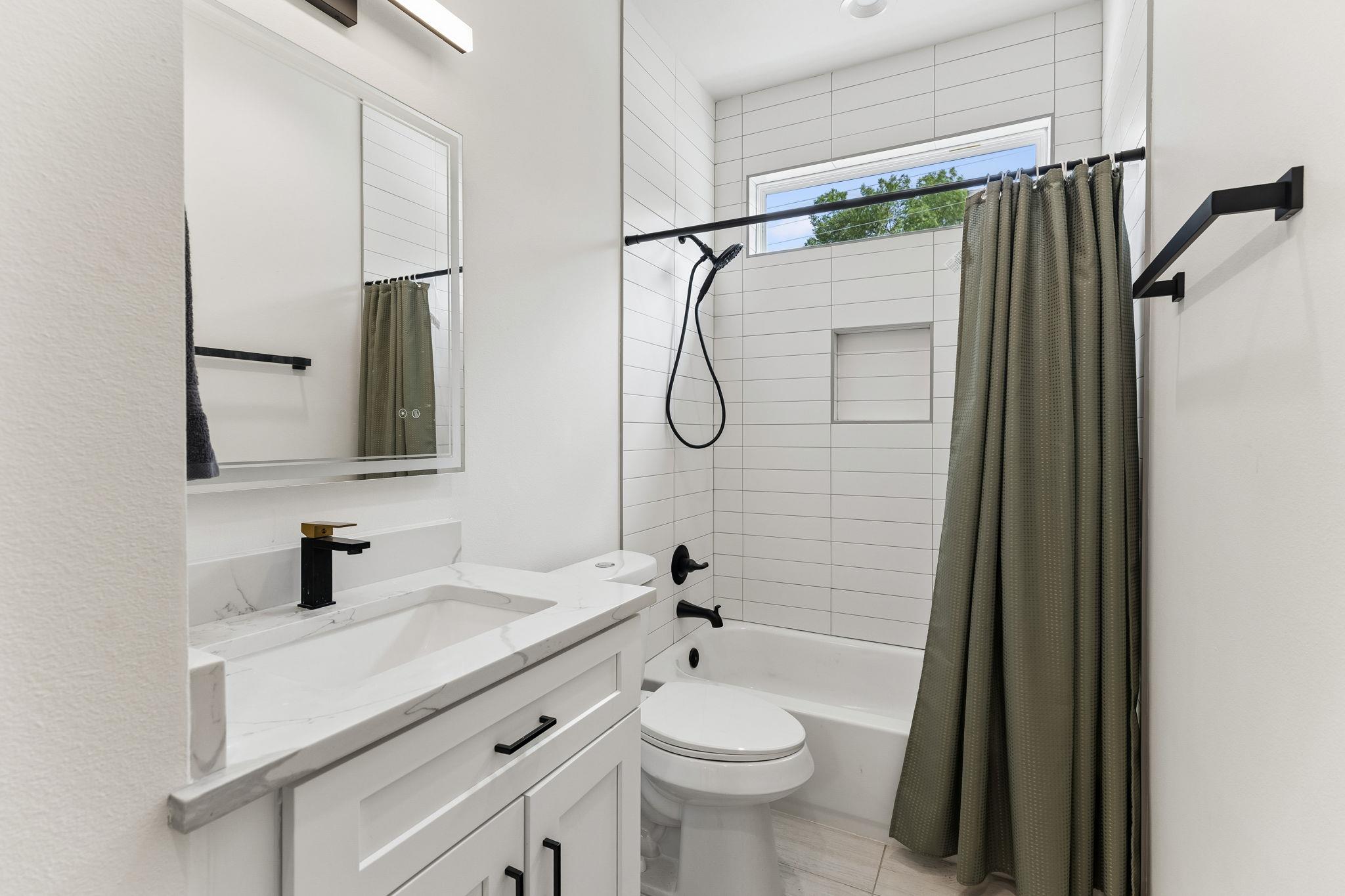 5305 Ledesma Rd # 1, Austin, TX 78721