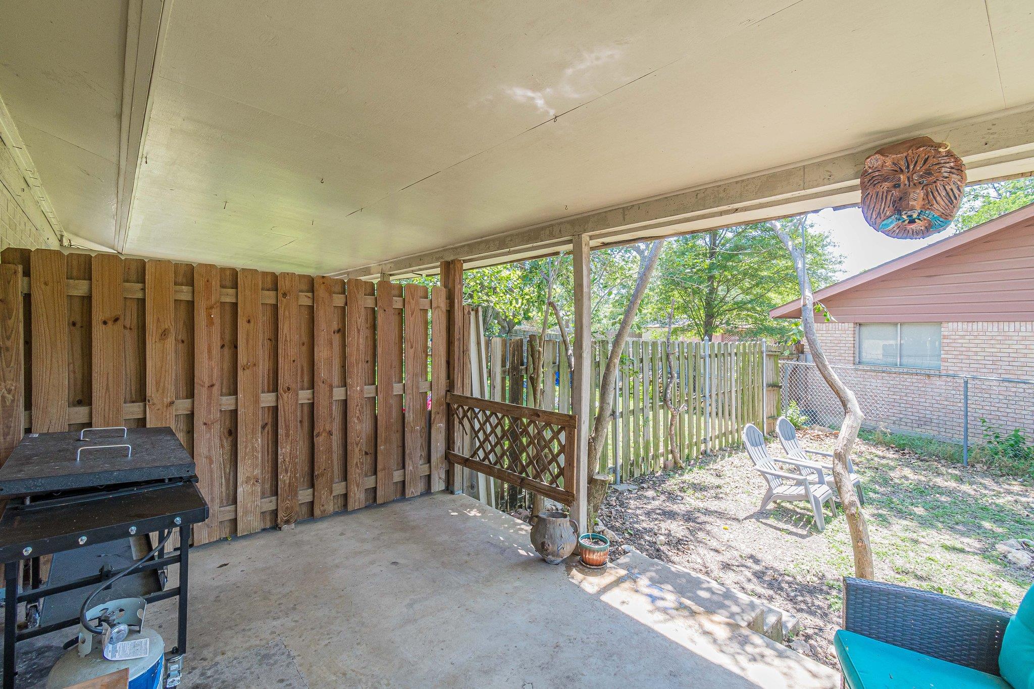 324 Craddock Ave, San Marcos, TX 78666