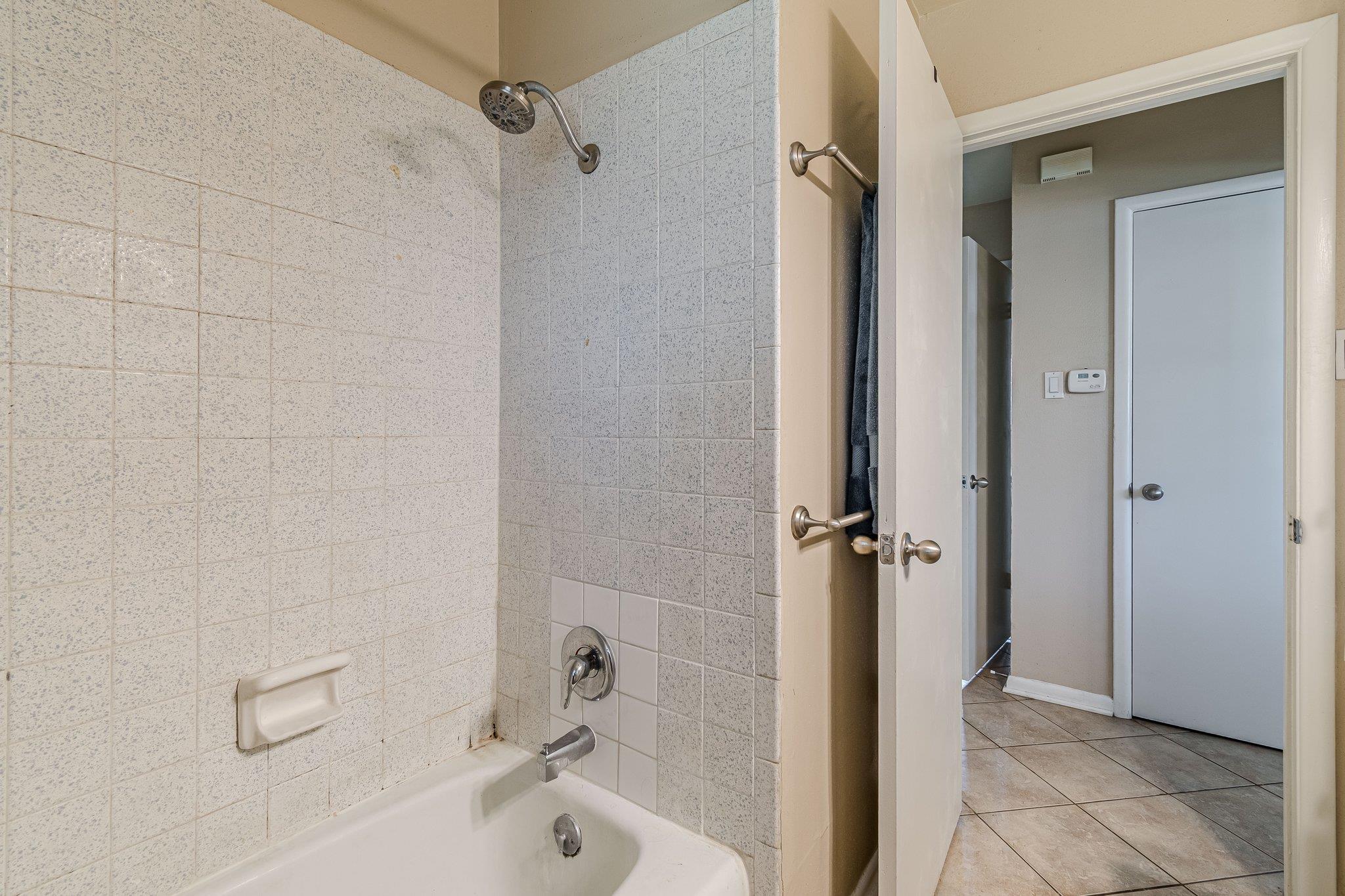 324 Craddock Ave, San Marcos, TX 78666