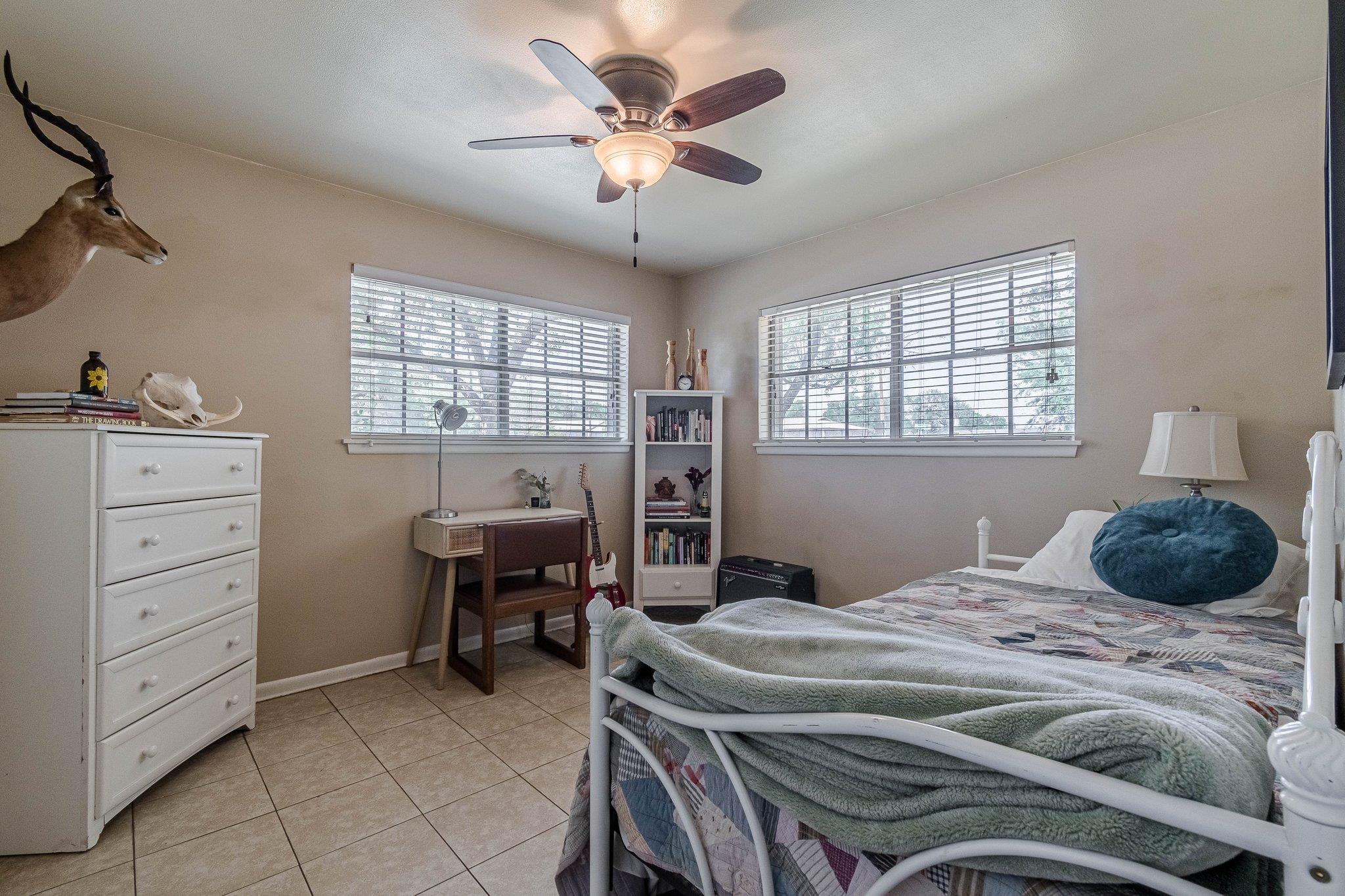 324 Craddock Ave, San Marcos, TX 78666