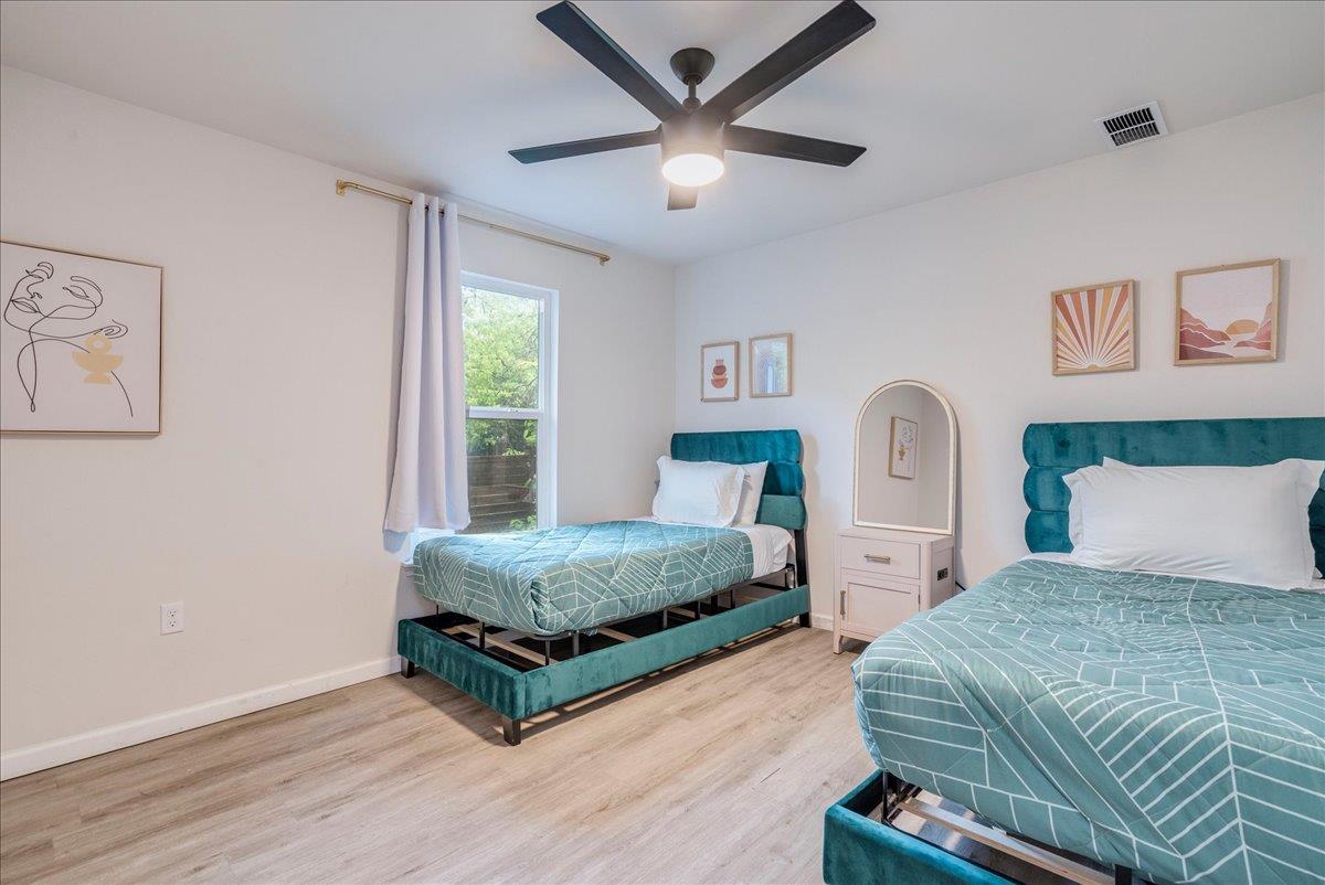 306 Juarez St, San Marcos, TX 78666