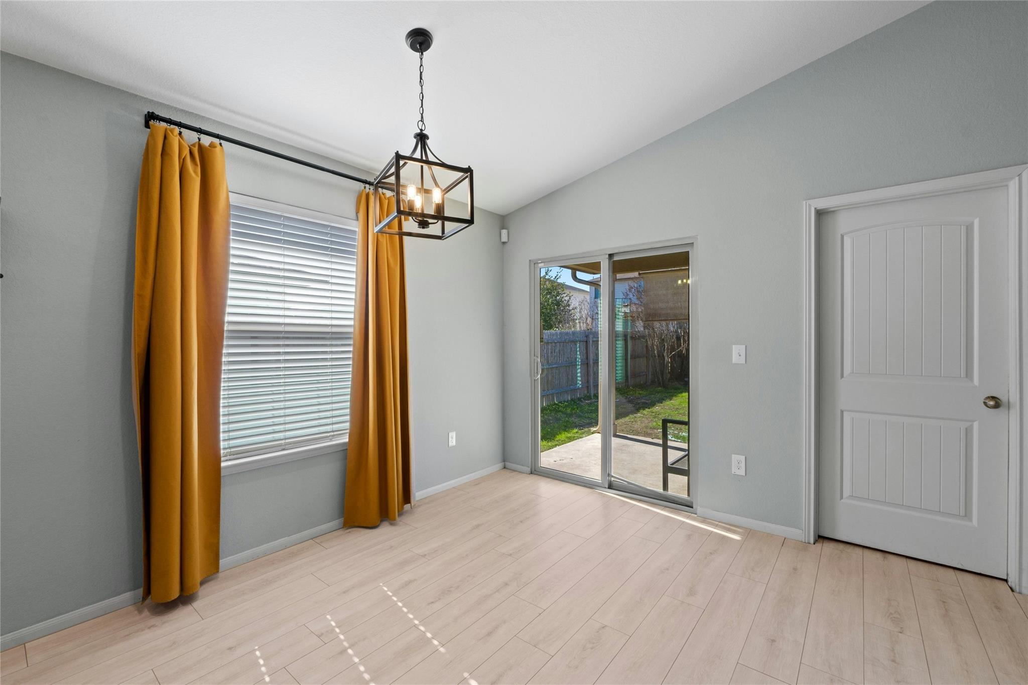 631 Pinnacle Dr, Georgetown, TX 78626