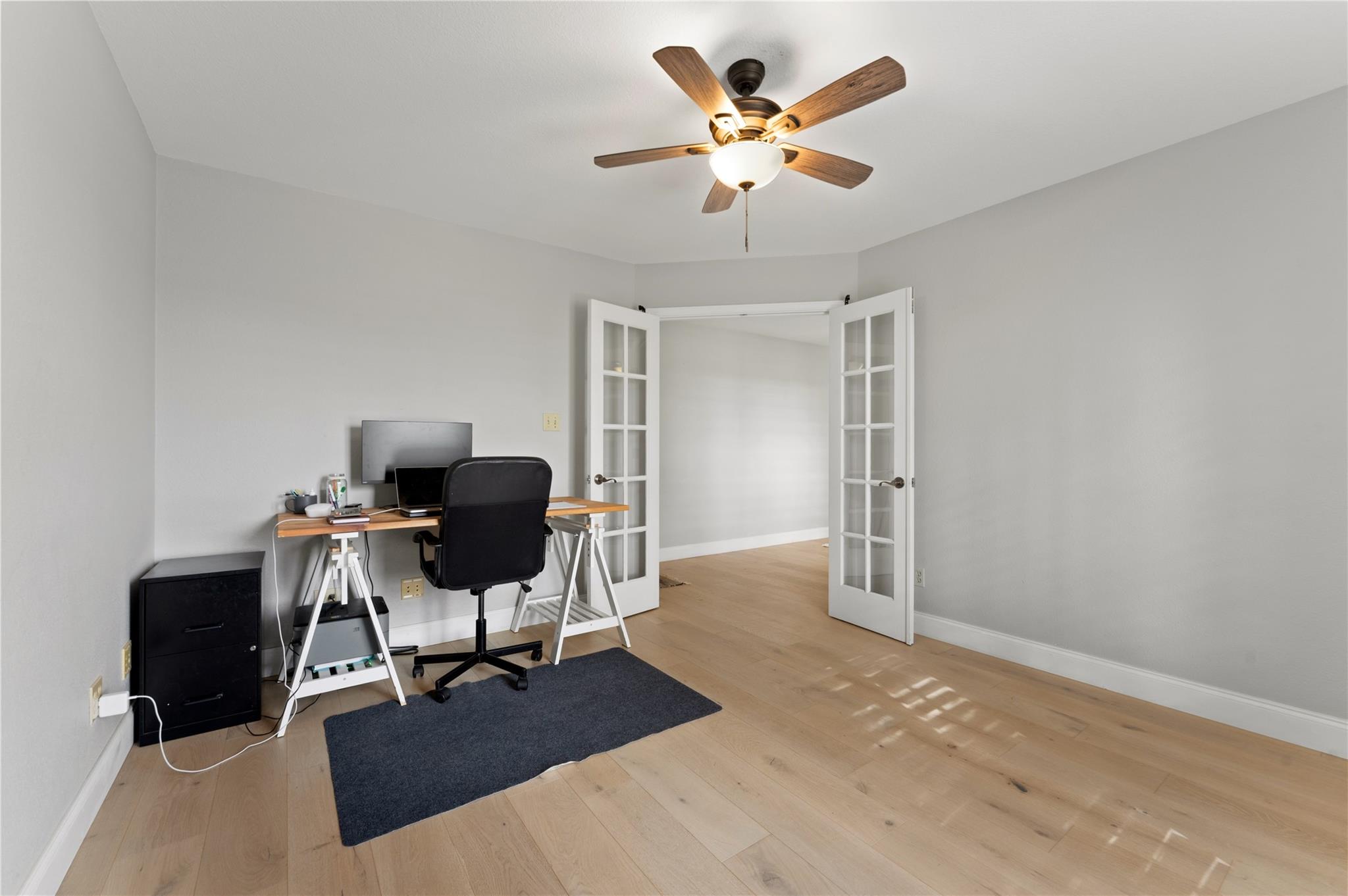 294 Hidden Creek Dr, Dripping Springs, TX 78620