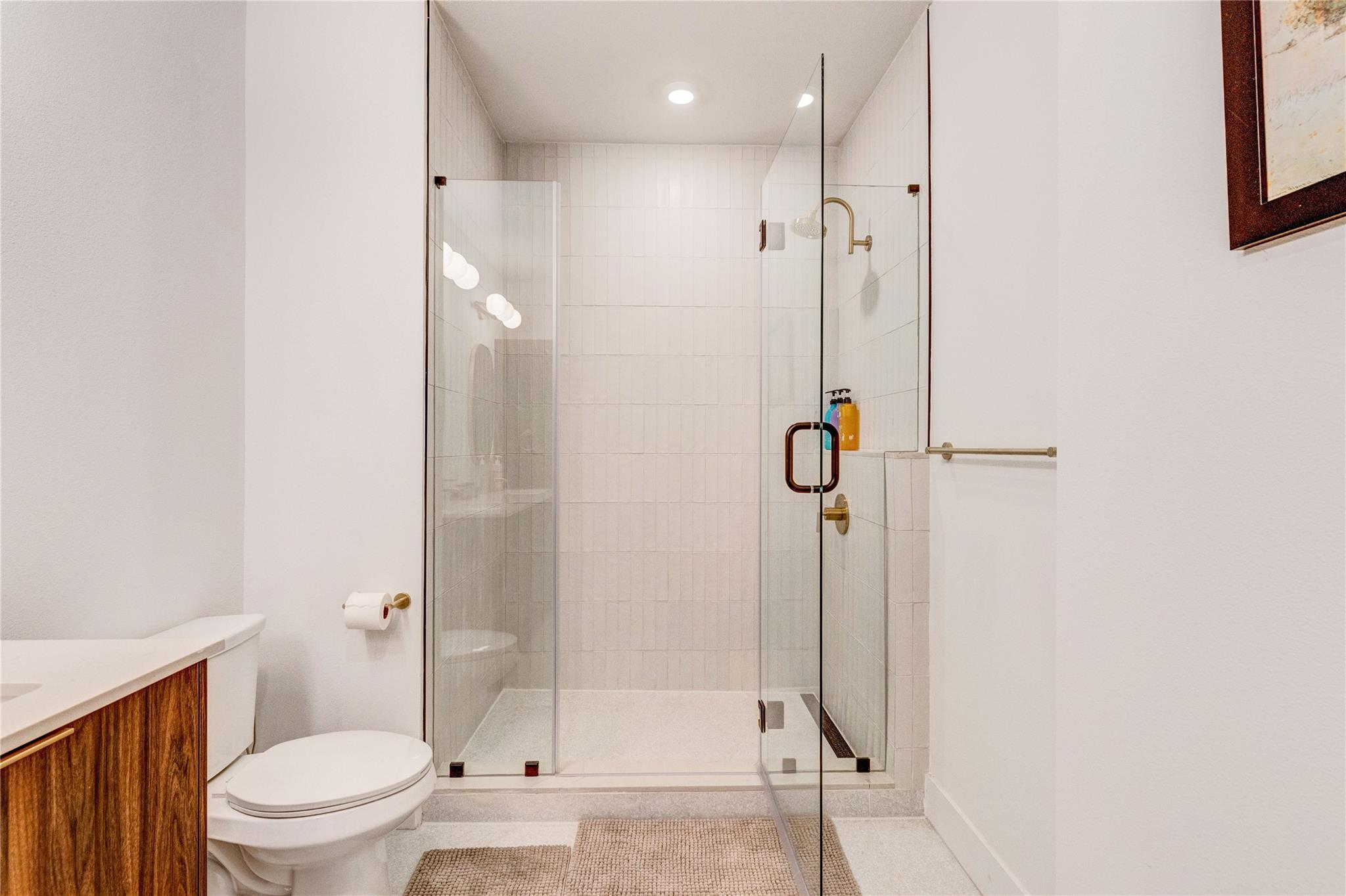 1701 Simond Ave # 301, Austin, TX 78723