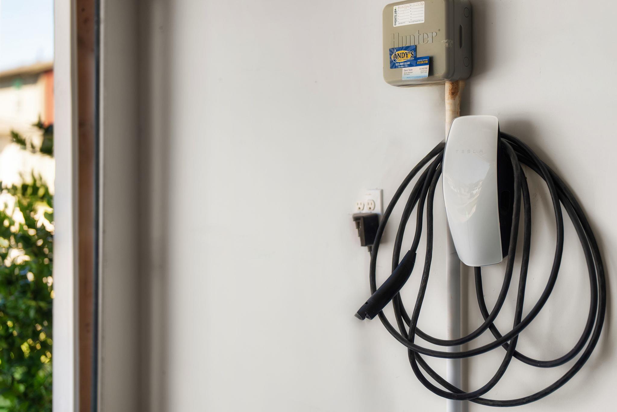 7409 Peggie Nell Dr, Austin, TX 78724