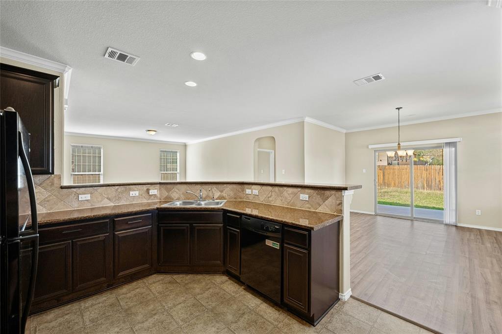 245 Sheep Trail Dr, Kyle, TX 78640