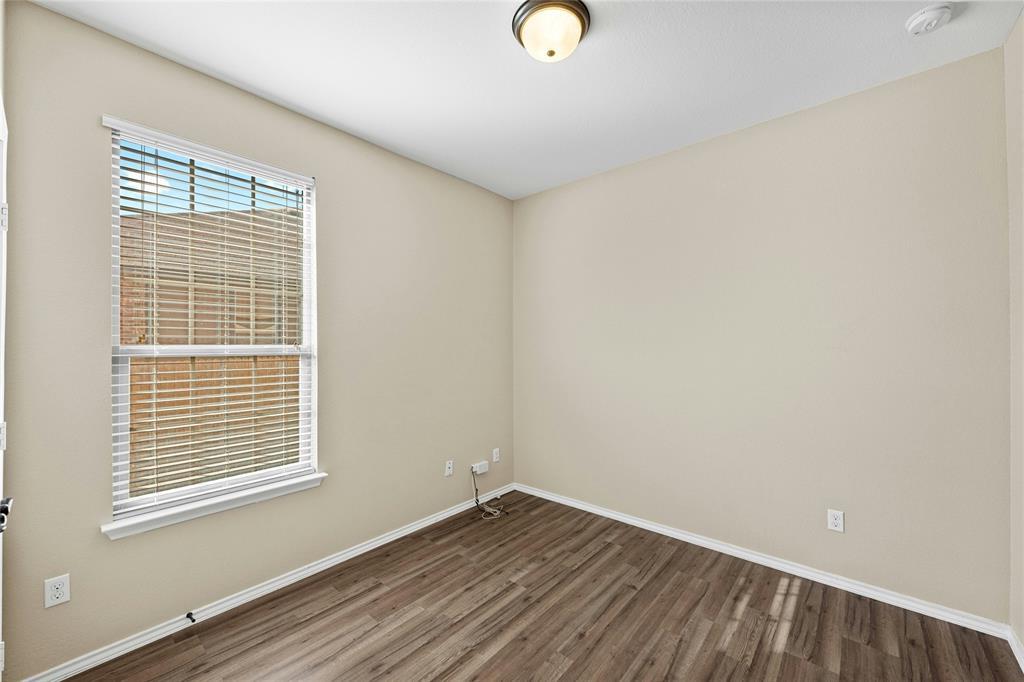 245 Sheep Trail Dr, Kyle, TX 78640