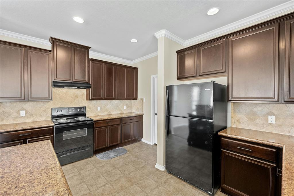 245 Sheep Trail Dr, Kyle, TX 78640