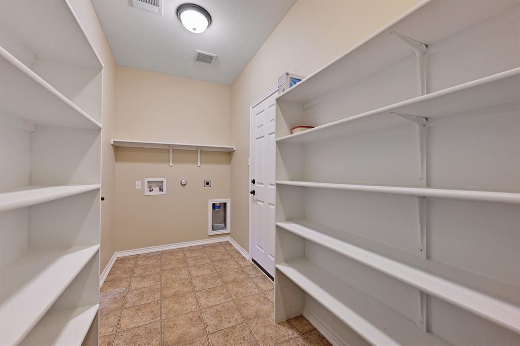 245 Sheep Trail Dr, Kyle, TX 78640