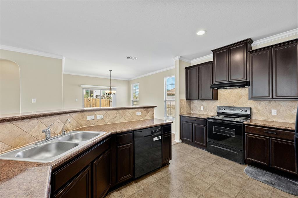 245 Sheep Trail Dr, Kyle, TX 78640